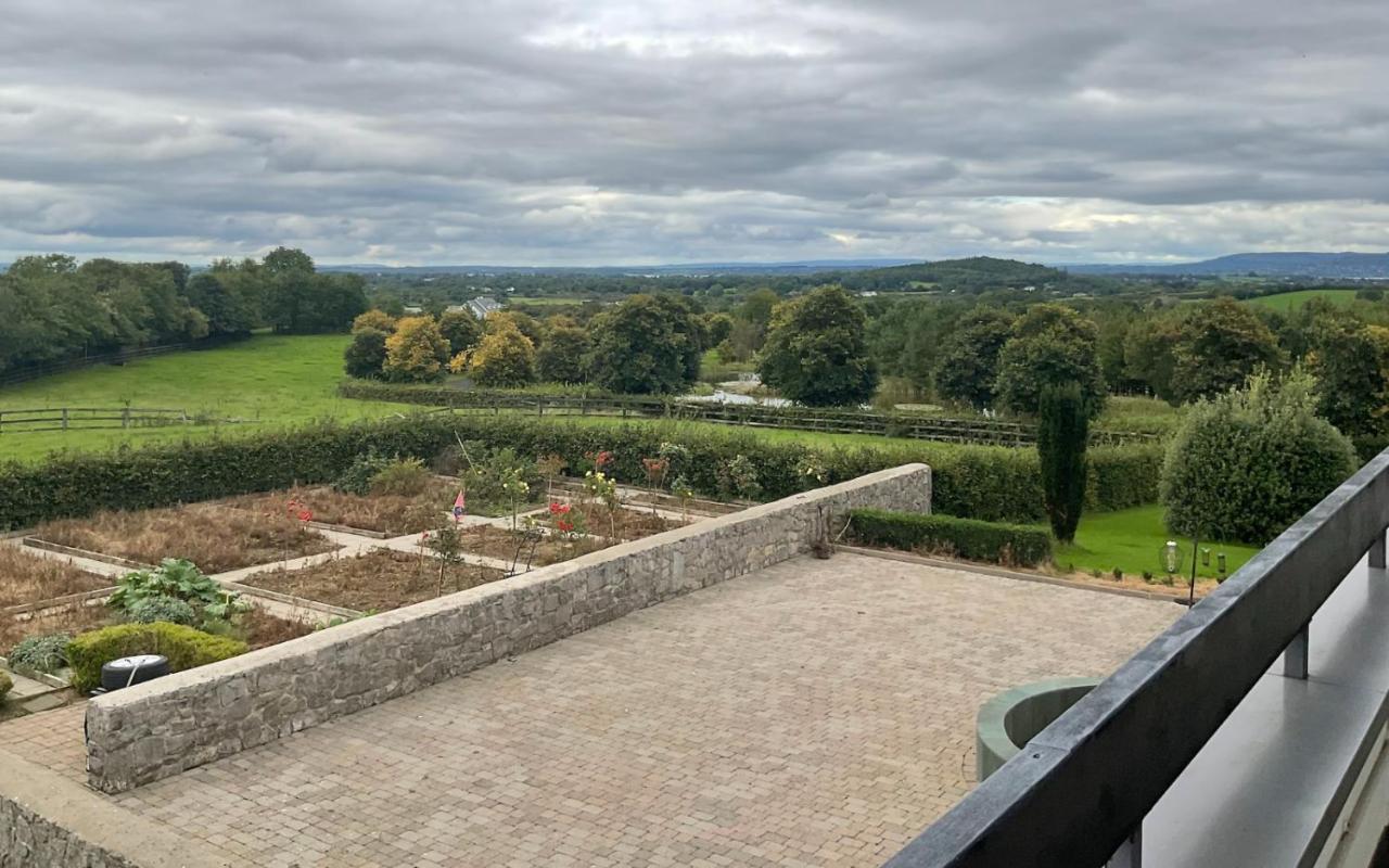 Hazelwood * Adare